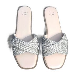 A New Day Cream/ Diamond Silver Glitzy Sandals 8.5 Flat Cushy Comfort